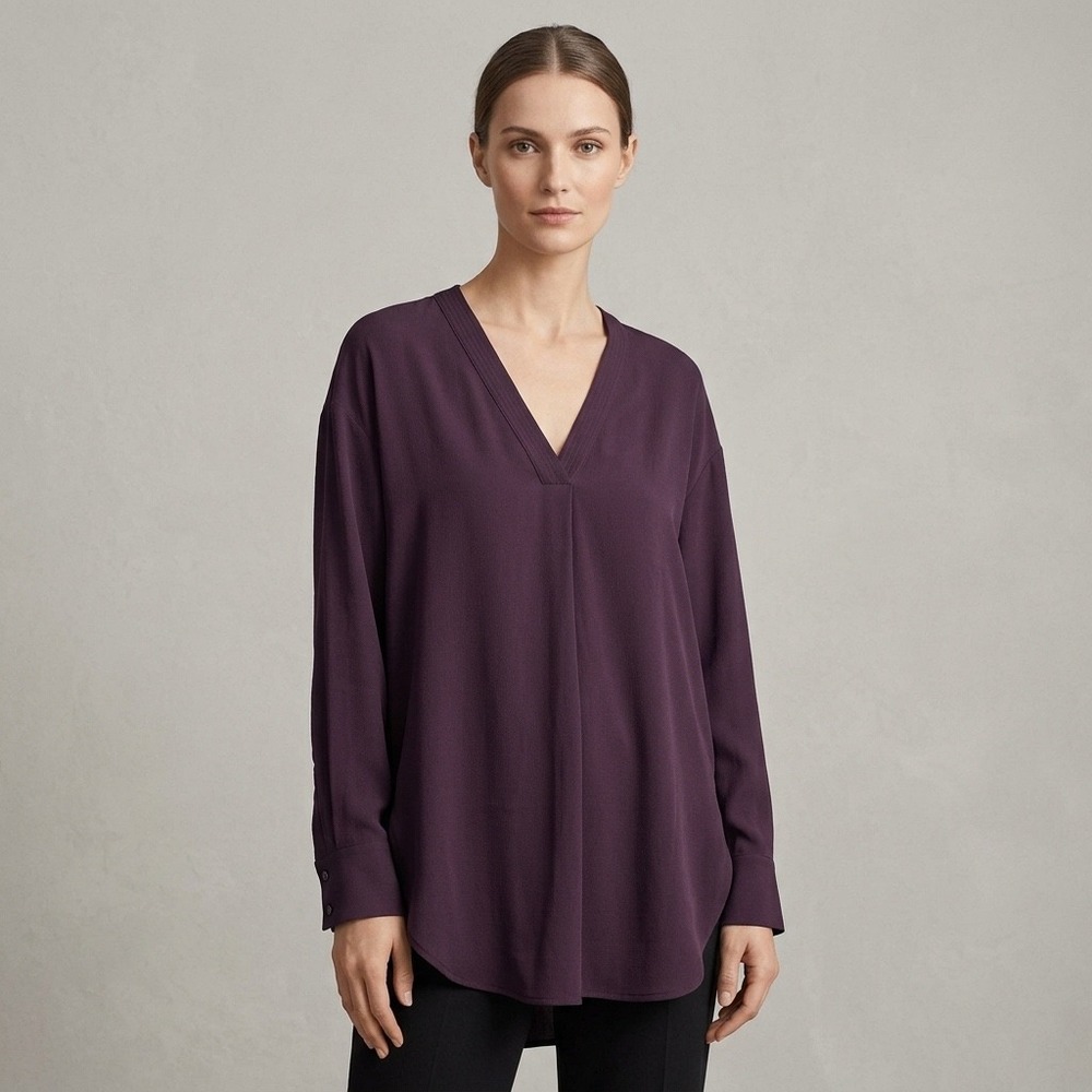 Quiet Luxury Old Money Vince Oversized Blouse XS Purple Roll Tab V-Neck High Low